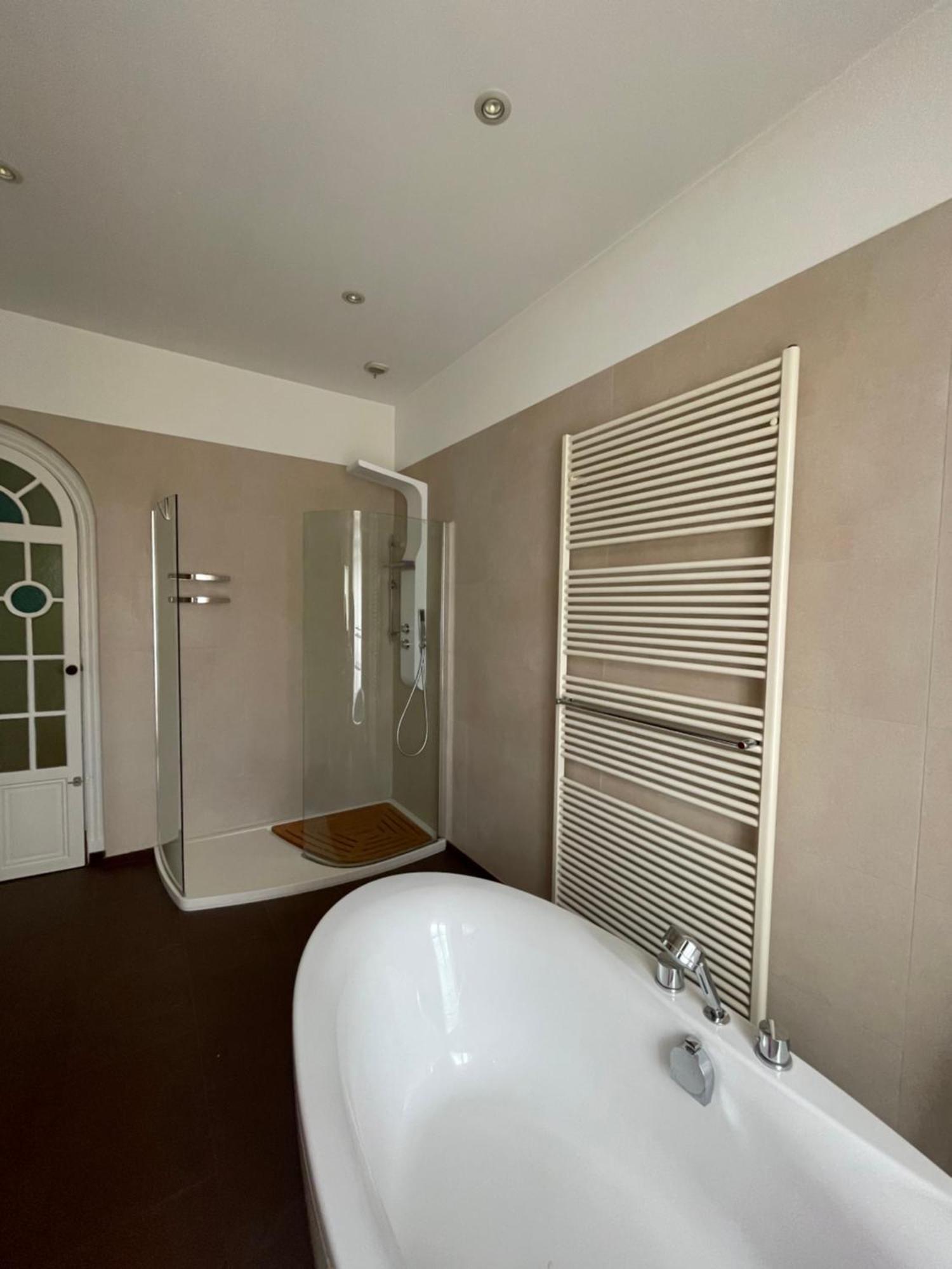 Le Lotus Blanc Bed & Breakfast Sainte-Foy-la-Grande Exterior photo