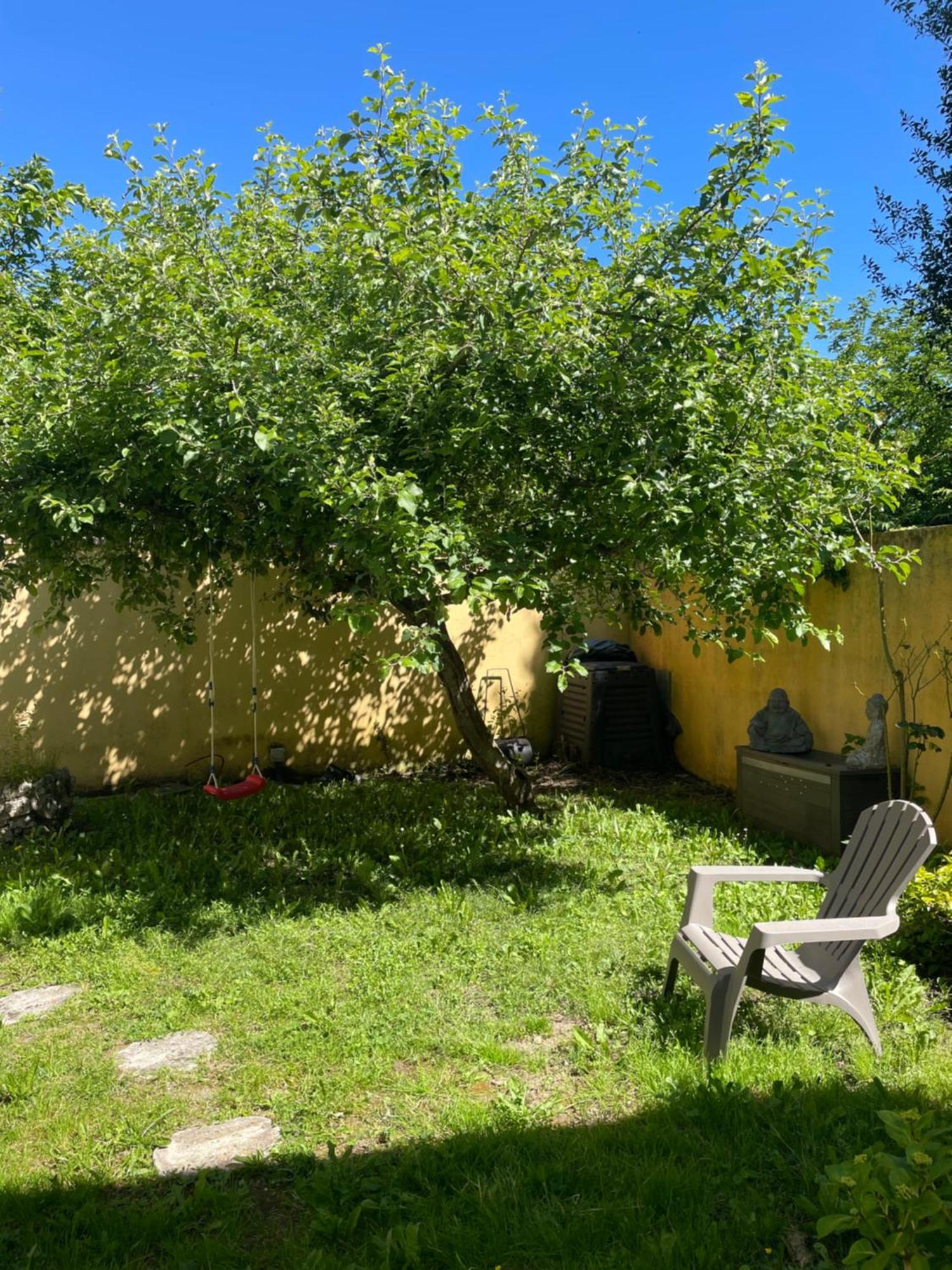 Le Lotus Blanc Bed & Breakfast Sainte-Foy-la-Grande Exterior photo